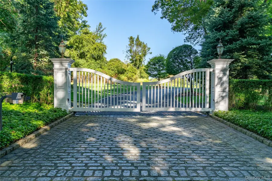 697 Short Beach Road, Nissequogue, NY 11780 - #3