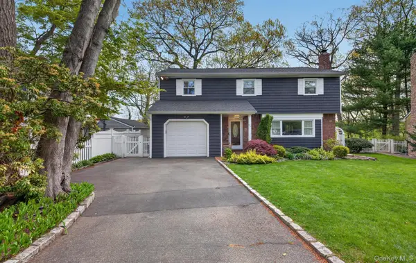 17 Hillcrest Drive #A, Glen Head, NY 11545