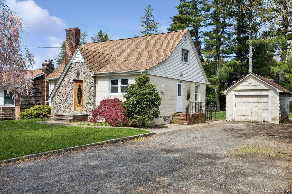 107 E 25th Street, Huntington Station, NY 11746 - #1