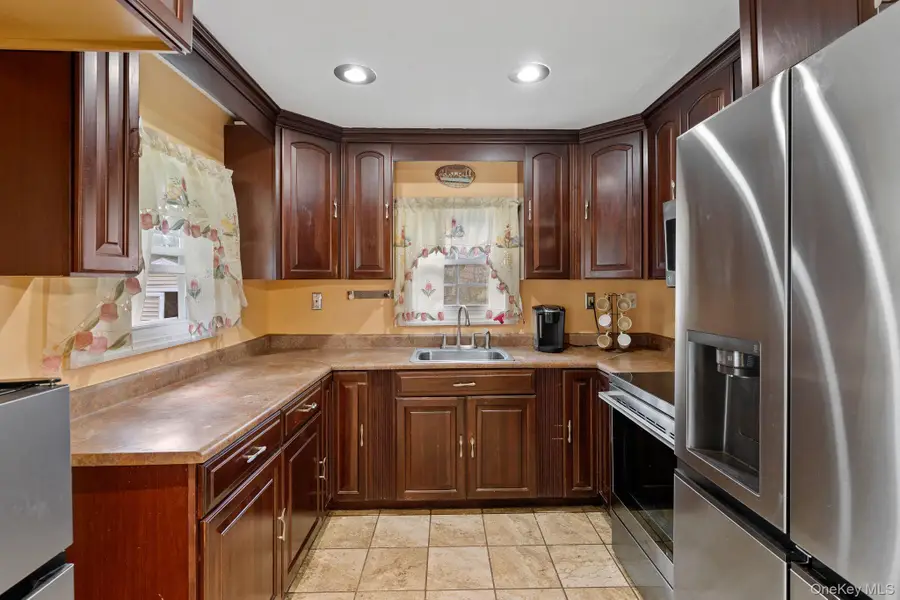 37 Northern Avenue, Walden, NY 12586 - #2