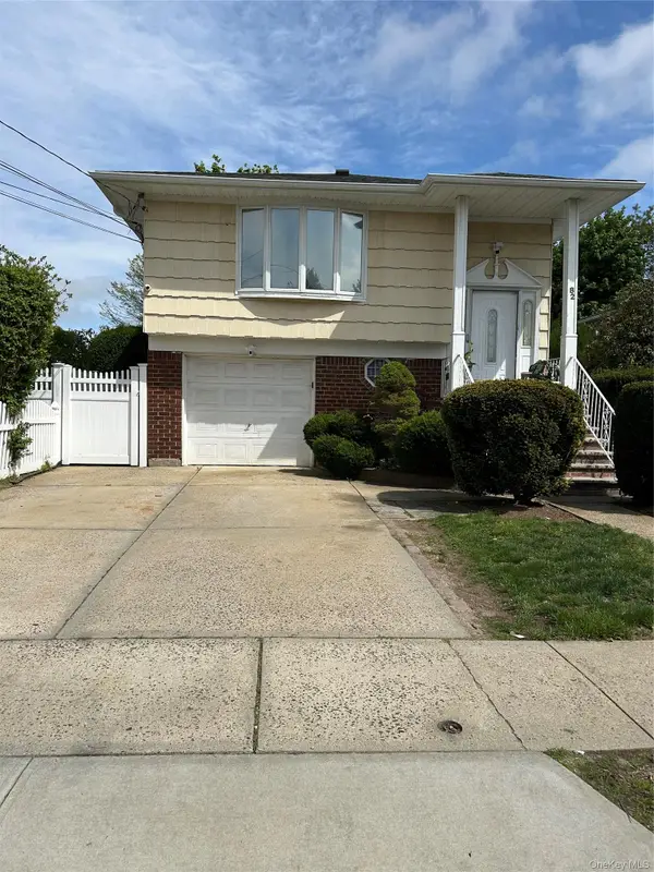 82 Bedford Road, Hempstead, NY 11550