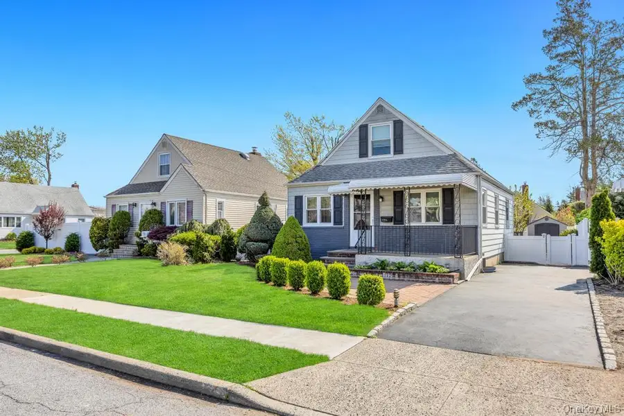 126 New York Avenue, West Hempstead, NY 11552 - #3