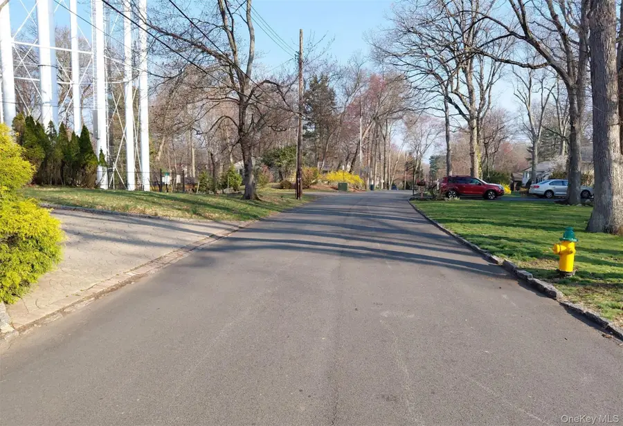 30 Birchwood Lane, Hartsdale, NY 10530 - #2