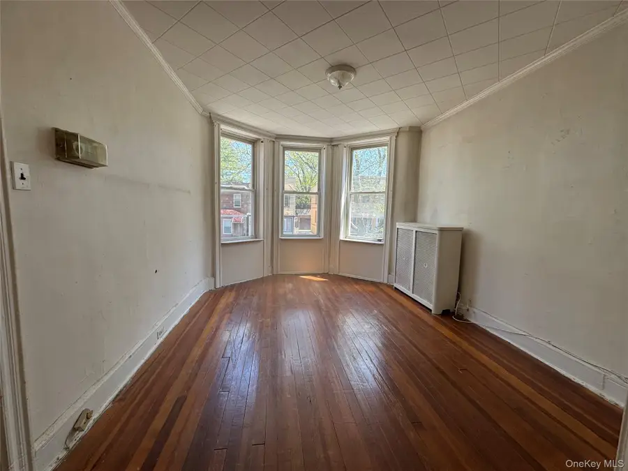 82-72 88th Place, Glendale, NY 11385 - #2