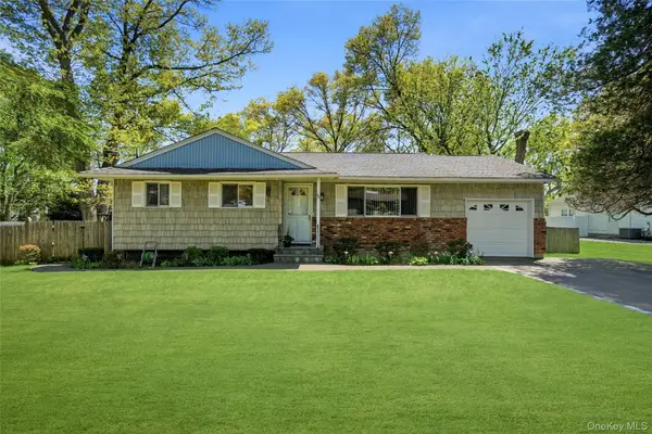 610 Beaver Lane, Ronkonkoma, NY 11779