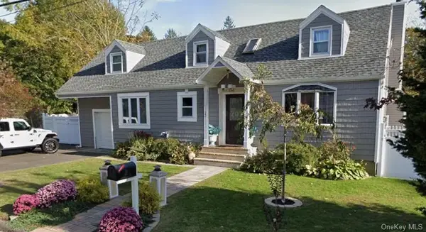 22 Ludlam Street, Huntington Station, NY 11746