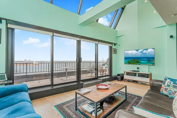 10 Bay Street Landing #8D, Staten Island, NY 10301