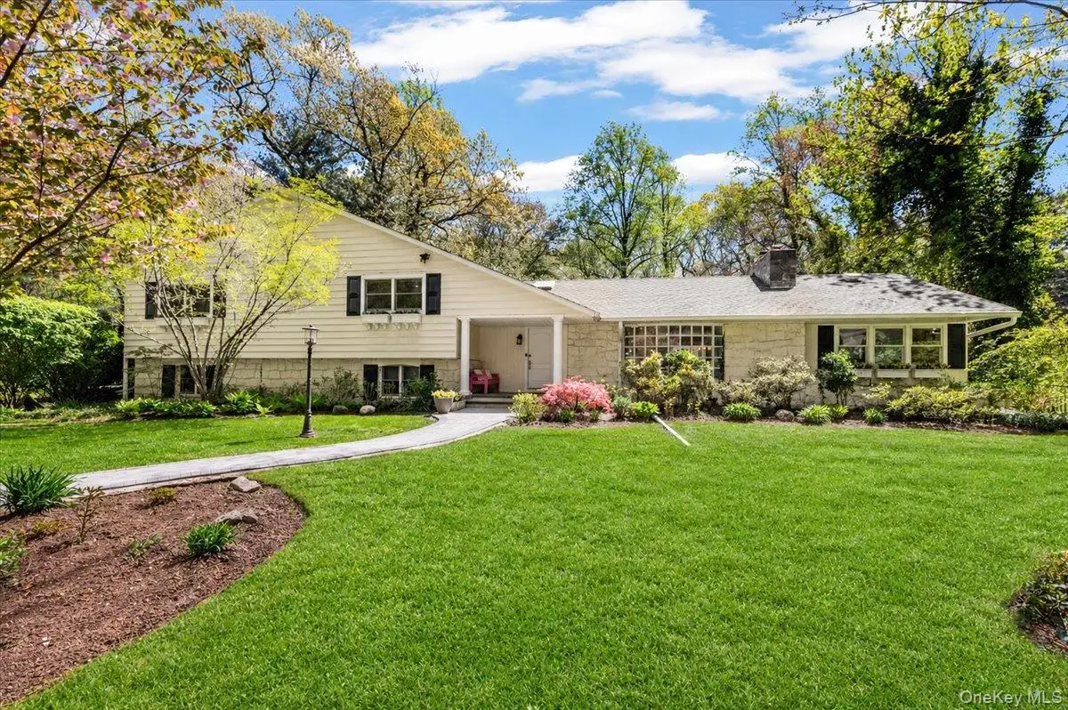 5 Fox Lane, Locust Valley, NY 11560 - #1