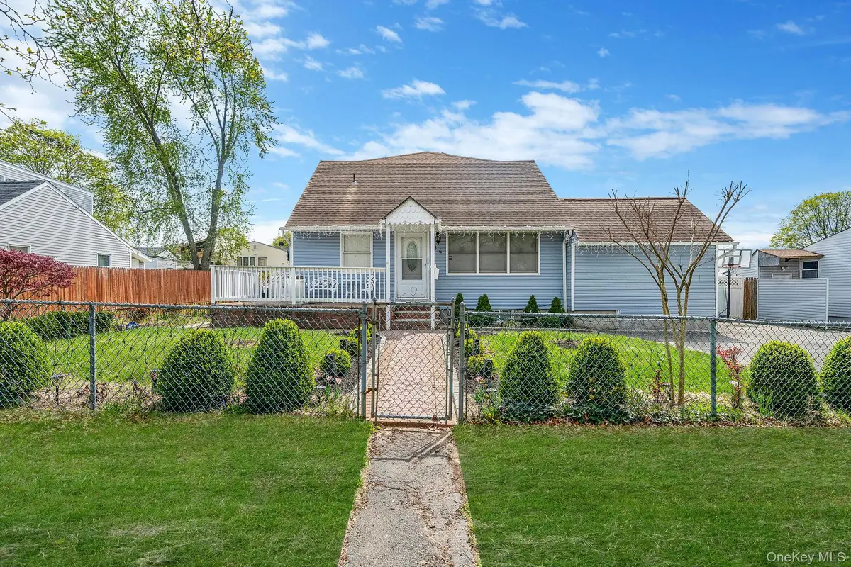 34 E Beech Street, Central Islip, NY 11722 - #1