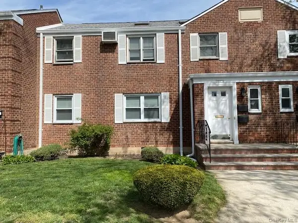 73-31 255th Street #G-1, Glen Oaks, NY 11004