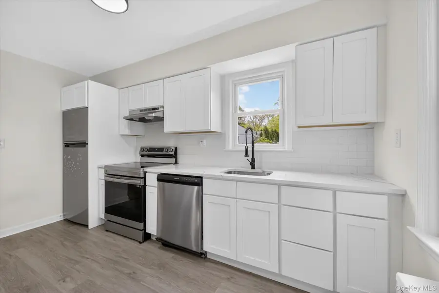 14 Roslyn Street, Ellenville, NY 12428 - #3