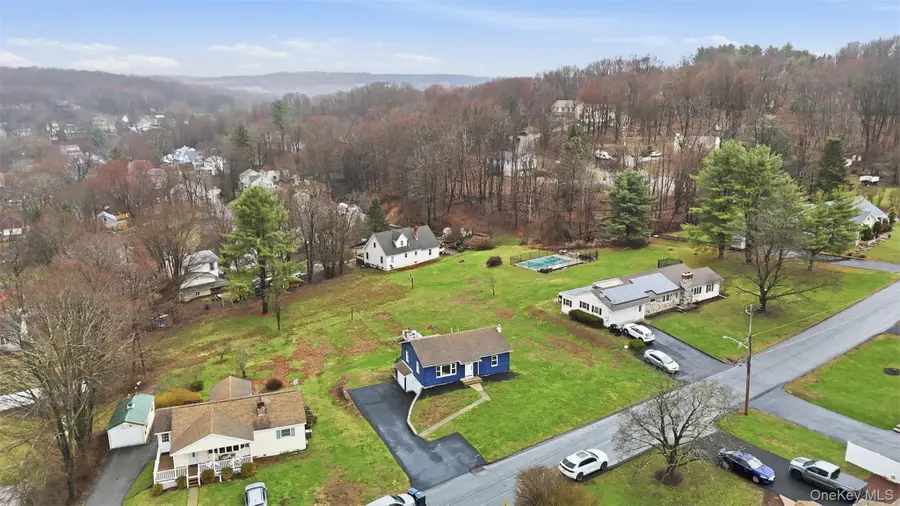 19 Reservoir Avenue, Unionville, NY 10988 - #3