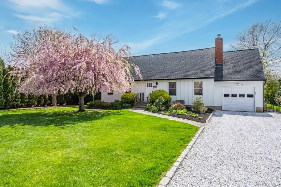 213 Herricks Lane, Jamesport, NY 11947 - #2