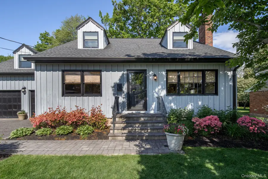 1 Seawanhaka Place, Oyster Bay, NY 11771 - #2