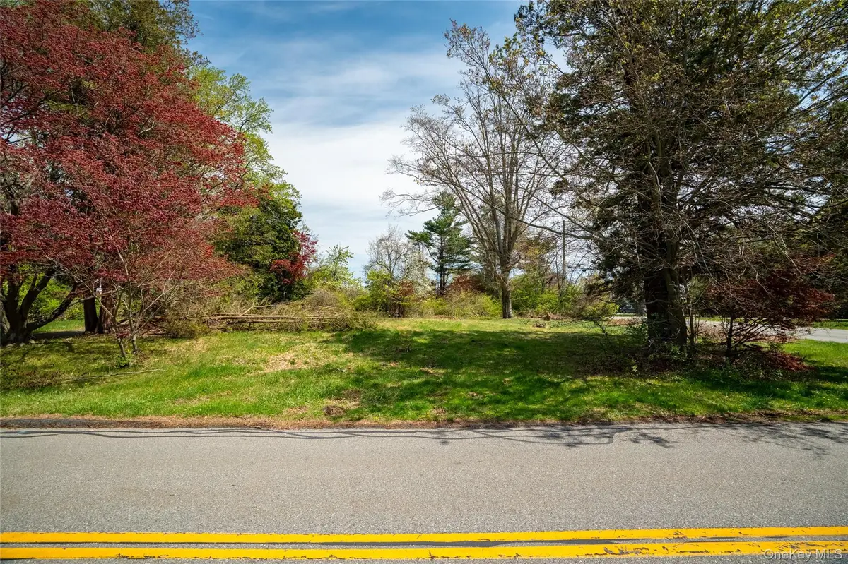 104 Westlake Drive, Valhalla, NY 10595 - #1