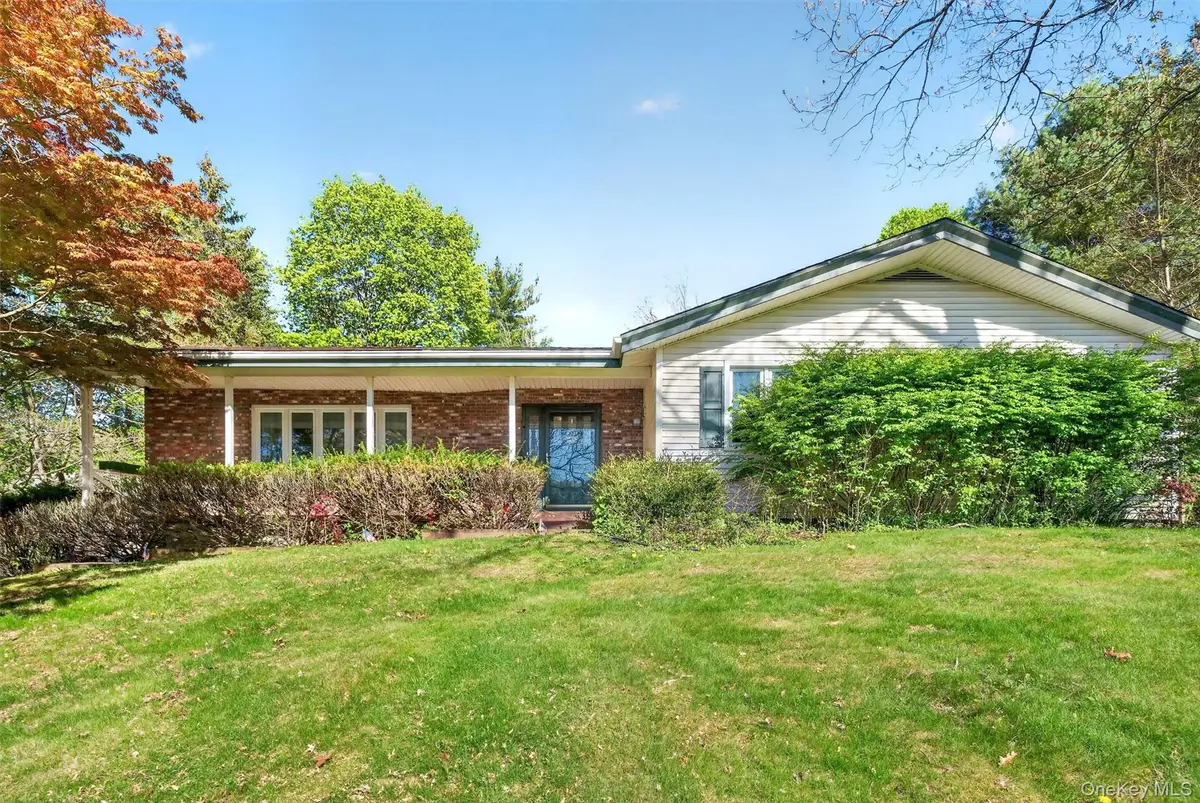 18 Patti Place, Hopewell Junction, NY 12533 - #1