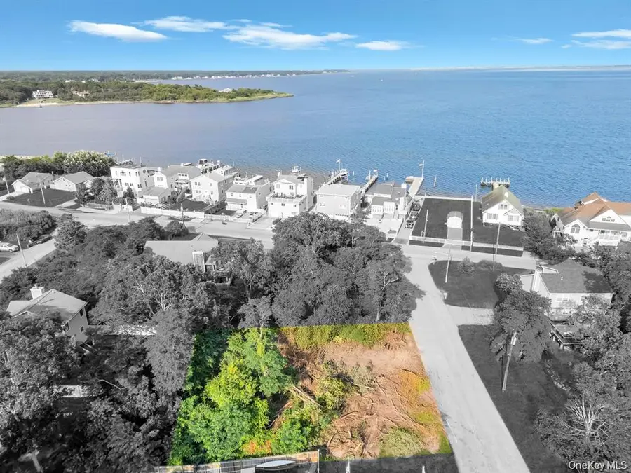 7 Edgewater Drive, Mastic Beach, NY 11951 - #2