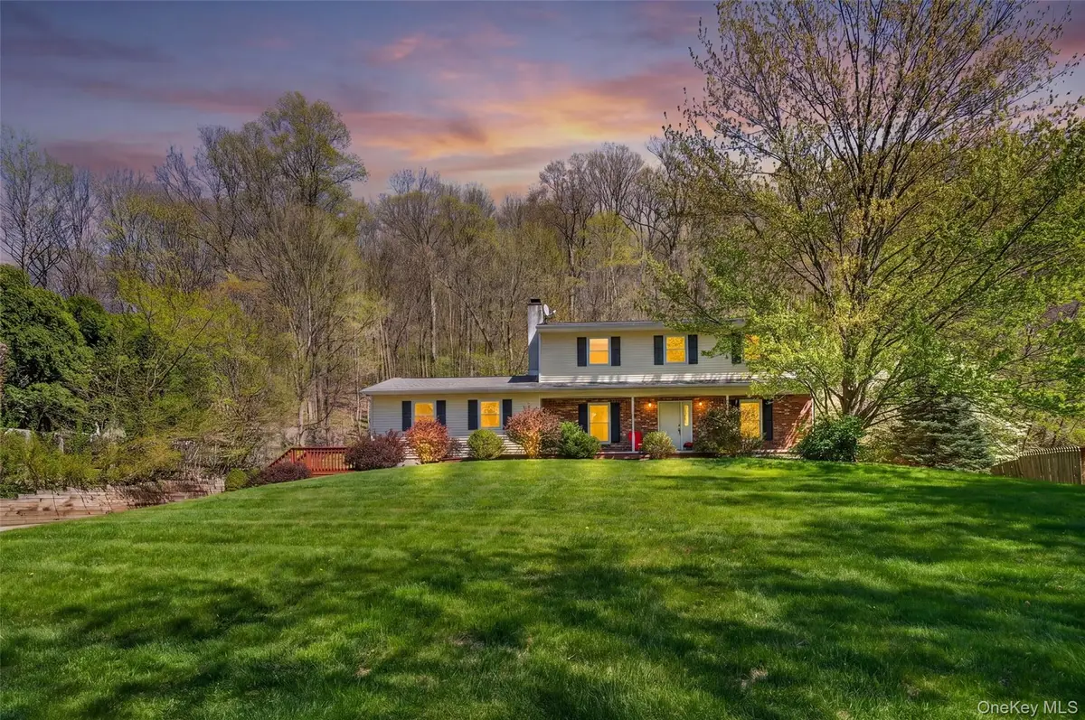 33 Farview Road, Hopewell Junction, NY 12533 - #1
