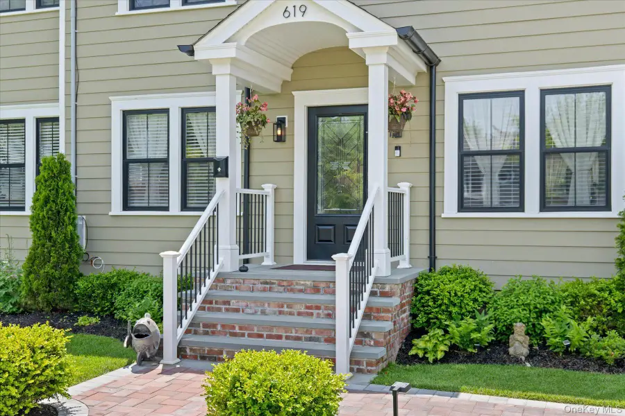 619 Bailey Avenue, Greenport, NY 11944 - #3