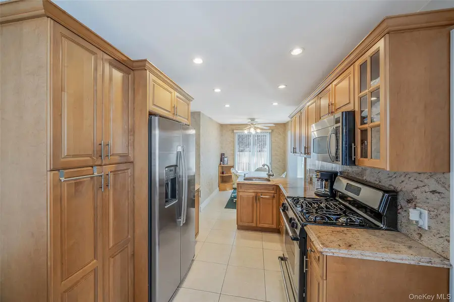 232 Waldorf Avenue, Elmont, NY 11003 - #3