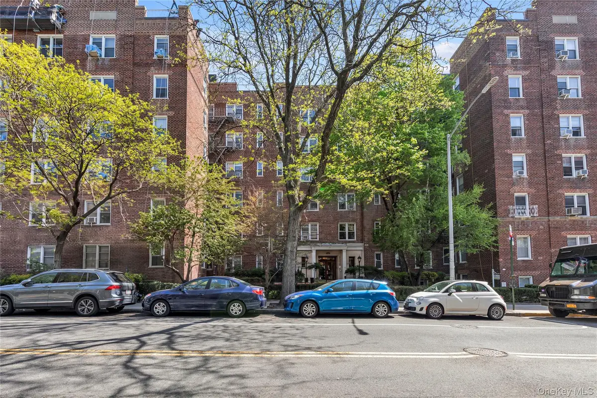 68-63 108th Street #3G, Forest Hills, NY 11375 - #1