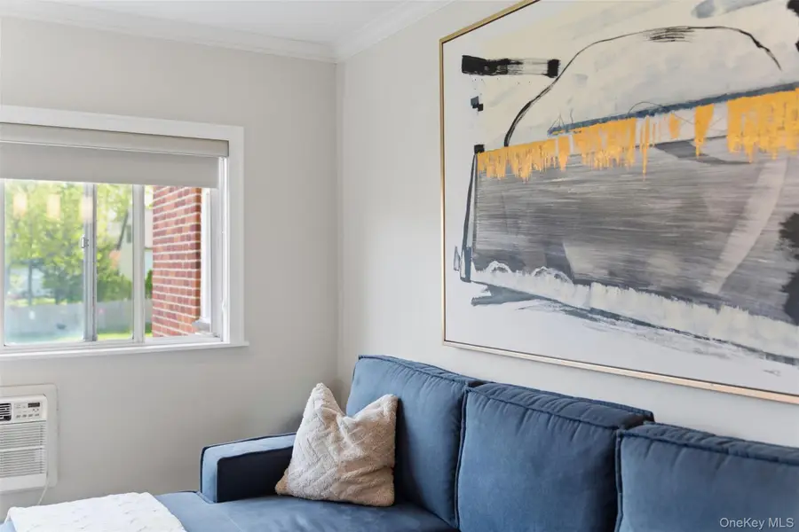 828 Pelhamdale Avenue #3j, New Rochelle, NY 10801 - #3