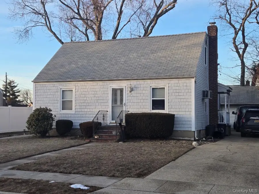 12 Carson Street, Bethpage, NY 11714 - #2