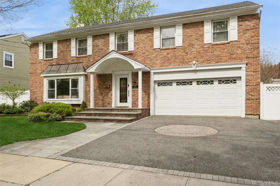 192 Split Rock Road, Syosset, NY 11791 - #2