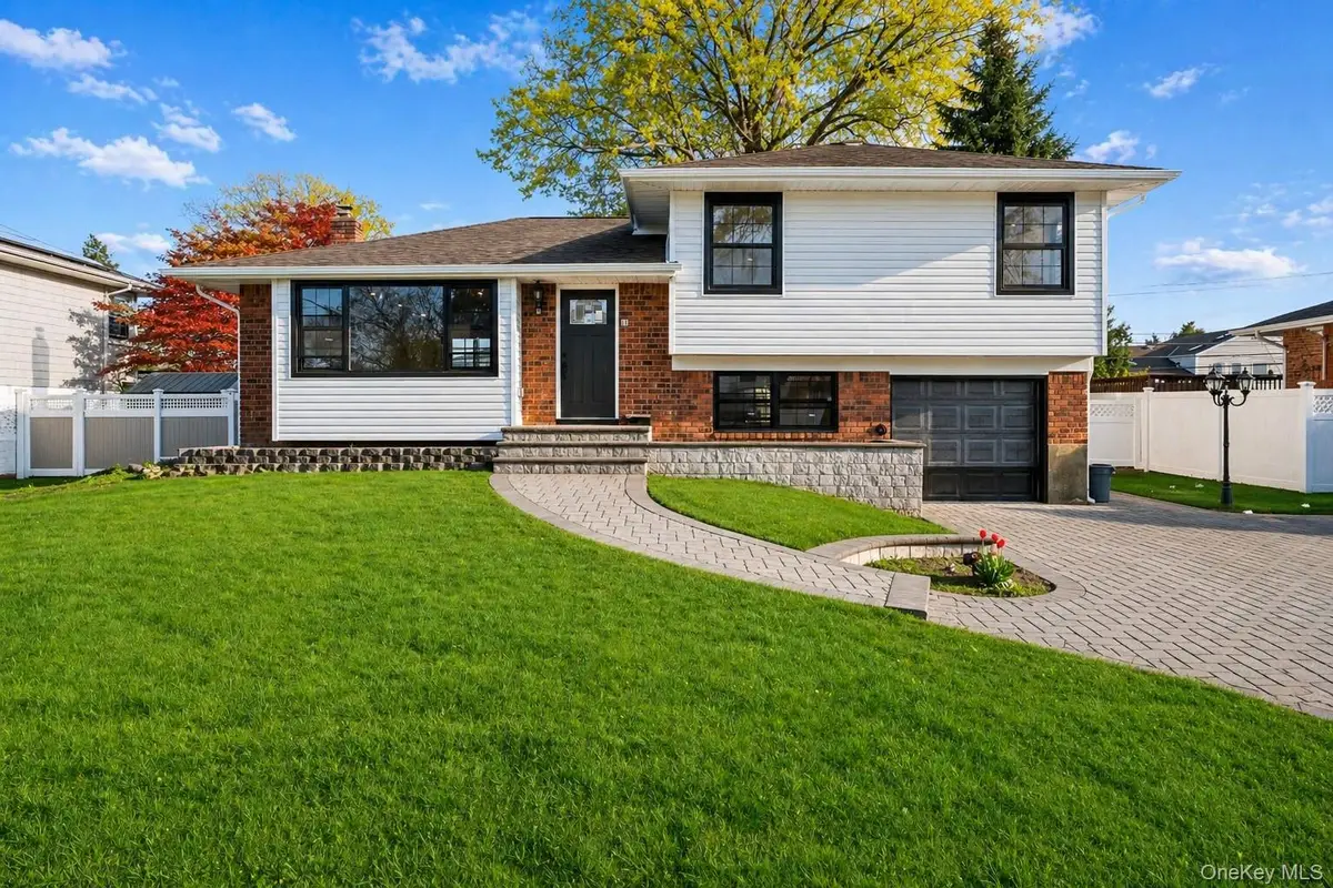 10 Lincoln Street, Farmingdale, NY 11735 - #1