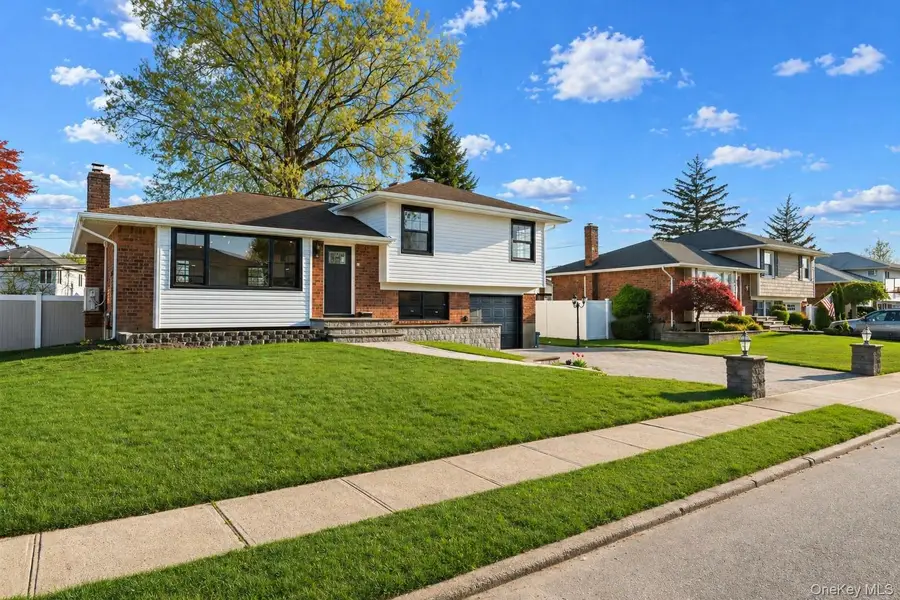 10 Lincoln Street, Farmingdale, NY 11735 - #3