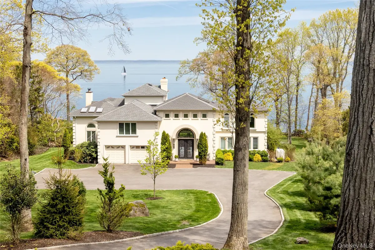 17 Sea Crest Drive, Lloyd Harbor, NY 11743 - #1