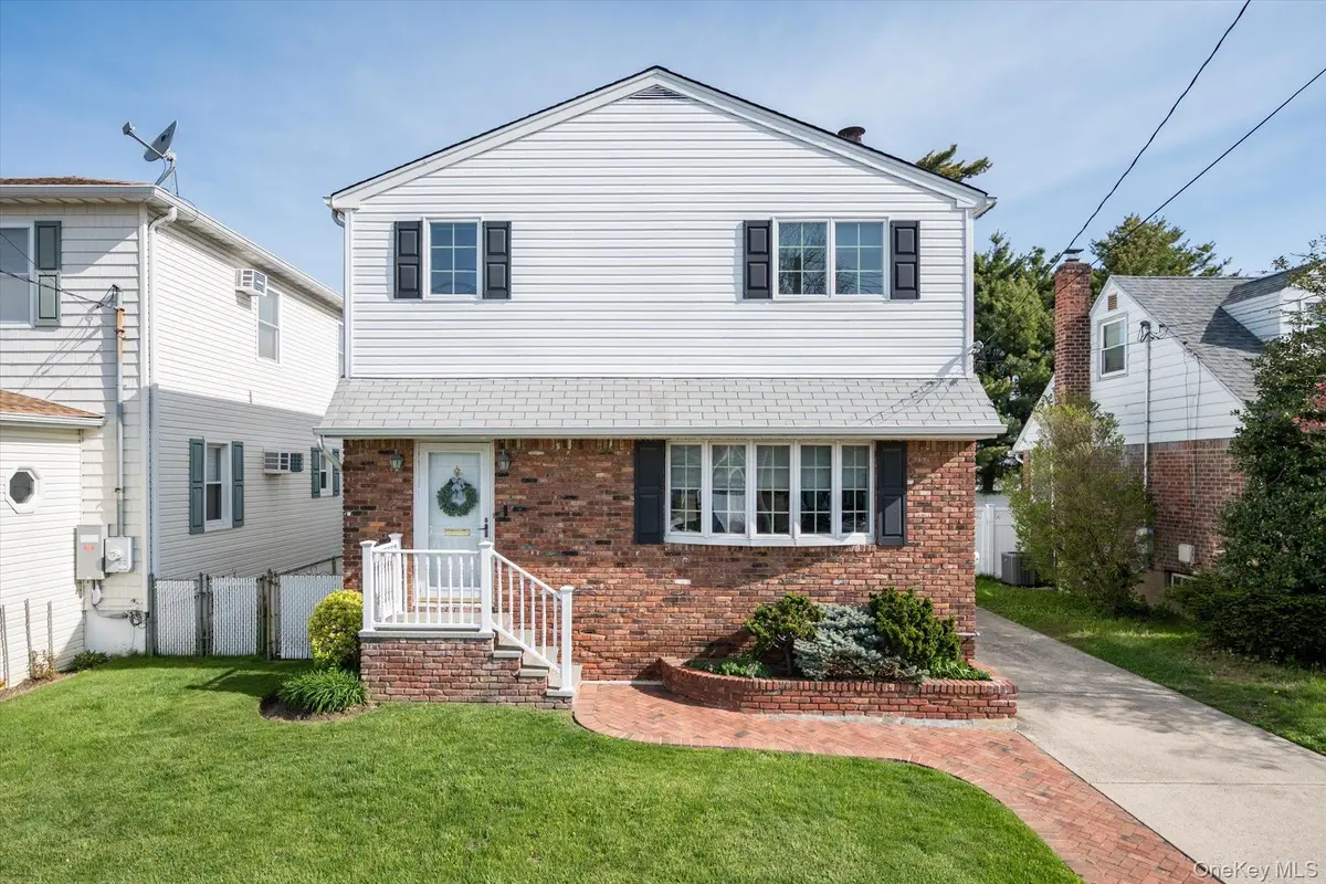 89 Bellevue Avenue, Oceanside, NY 11572 - #1