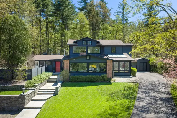 15-17 Broadview Road, Woodstock, NY 12498