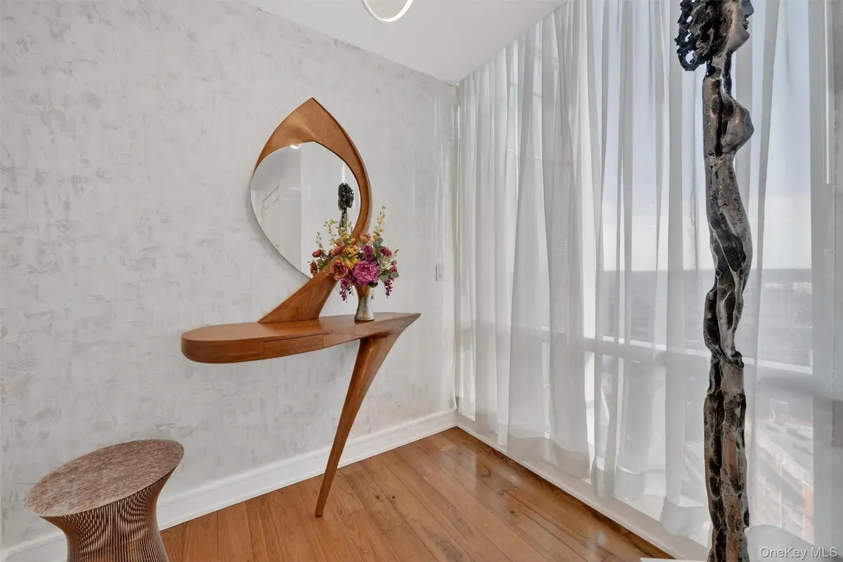 5 Renaissance Square #PH6C, White Plains, NY 10601 - #1