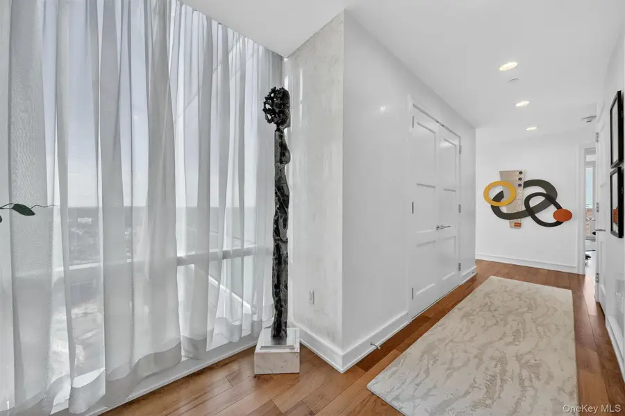 5 Renaissance Square #PH6C, White Plains, NY 10601 - #2