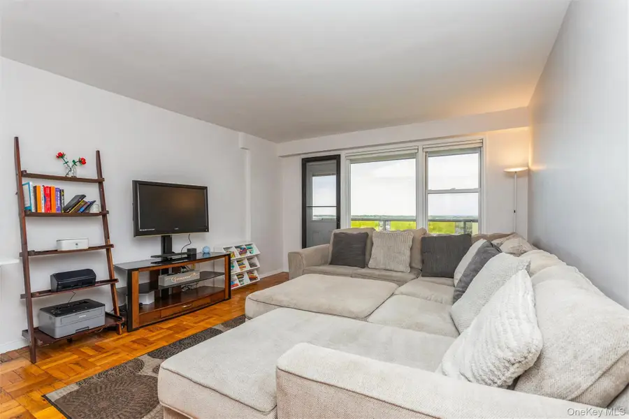 1841 Central Park Avenue #17K, Yonkers, NY 10710 - #2