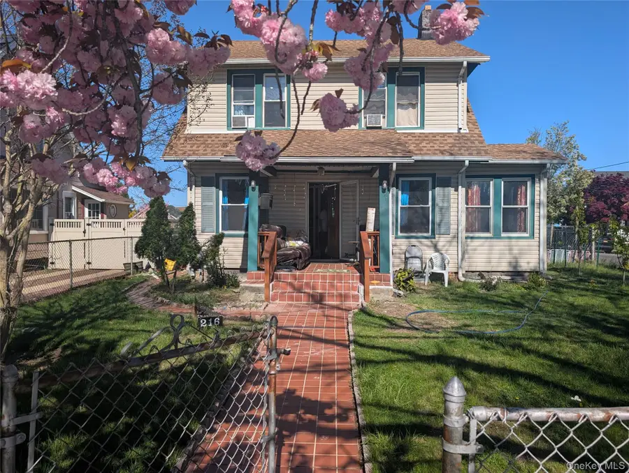 216 N Ocean Avenue, Freeport, NY 11520 - #2