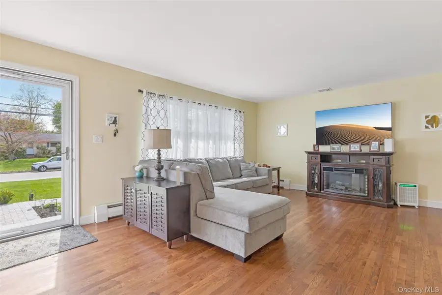 59 Gaymore Road, Port Jefferson Station, NY 11776 - #2