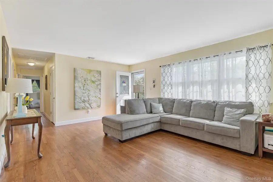 59 Gaymore Road, Port Jefferson Station, NY 11776 - #3