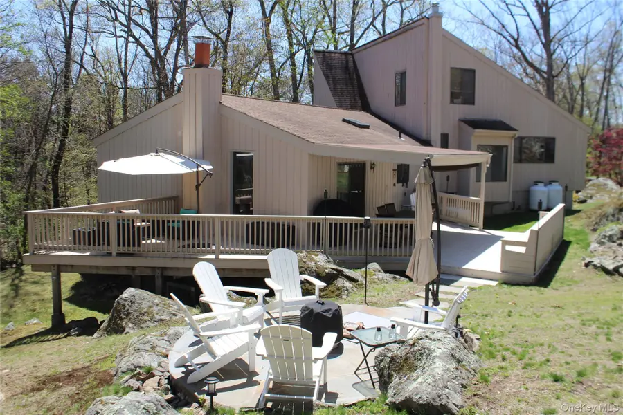 11 Manor Drive, Goldens Bridge, NY 10526 - #3