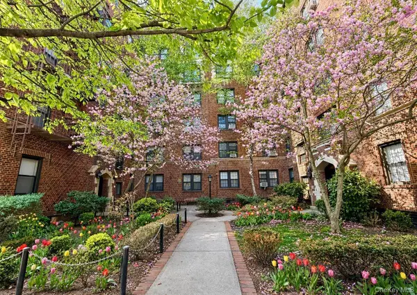 68-44 Burns Street #B2, Forest Hills, NY 11375