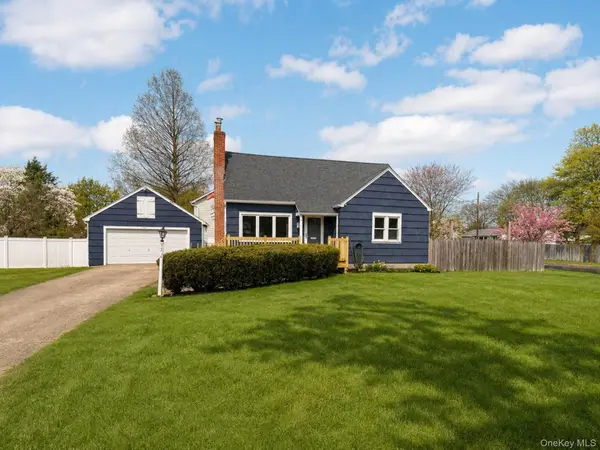 150 Spur Drive S, Bay Shore, NY 11706