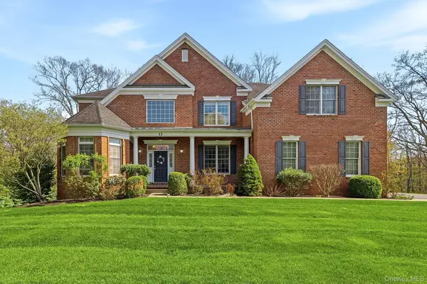 13 Chestnut Street, Hopewell Junction, NY 12533