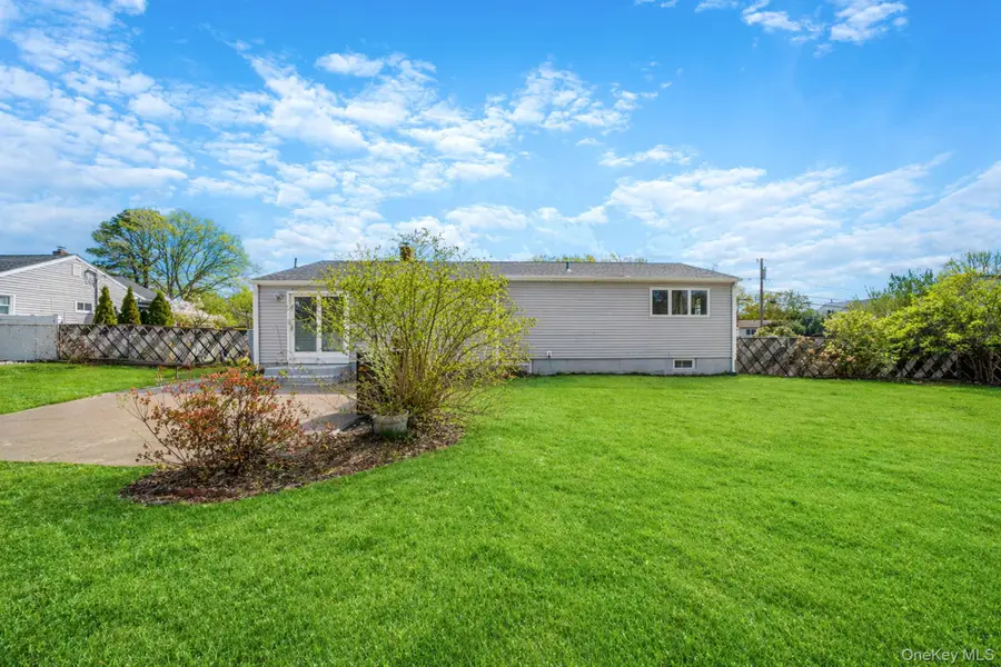 38 Hopes Avenue, Holtsville, NY 11742 - #3