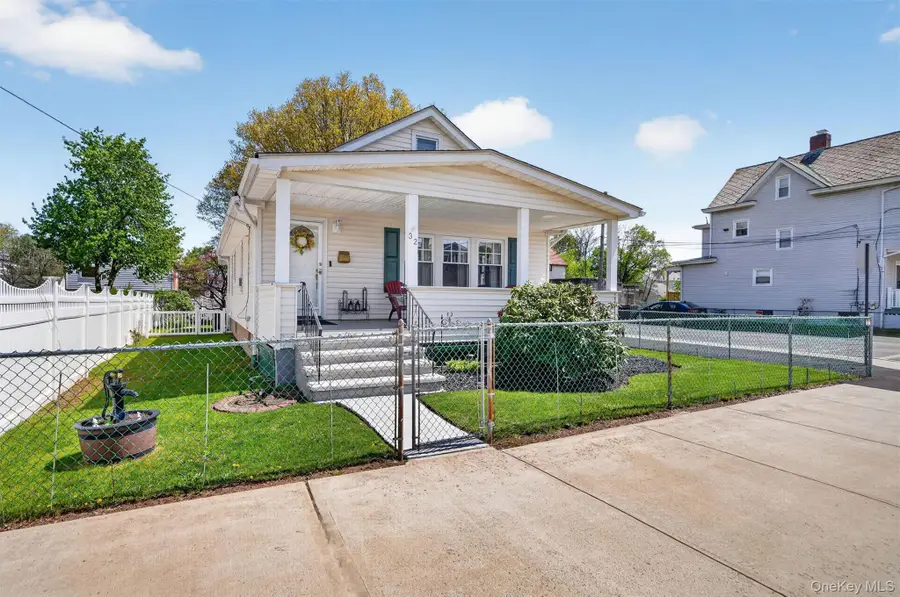 32 Demarest Avenue, West Haverstraw, NY 10993 - #3