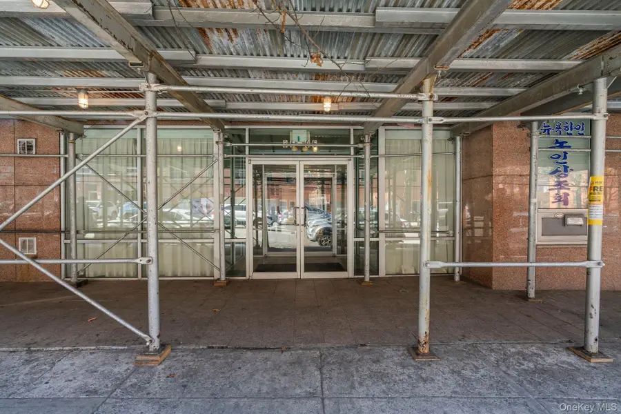 3506 Leavitt Street #3I, Flushing, NY 11354 - #3