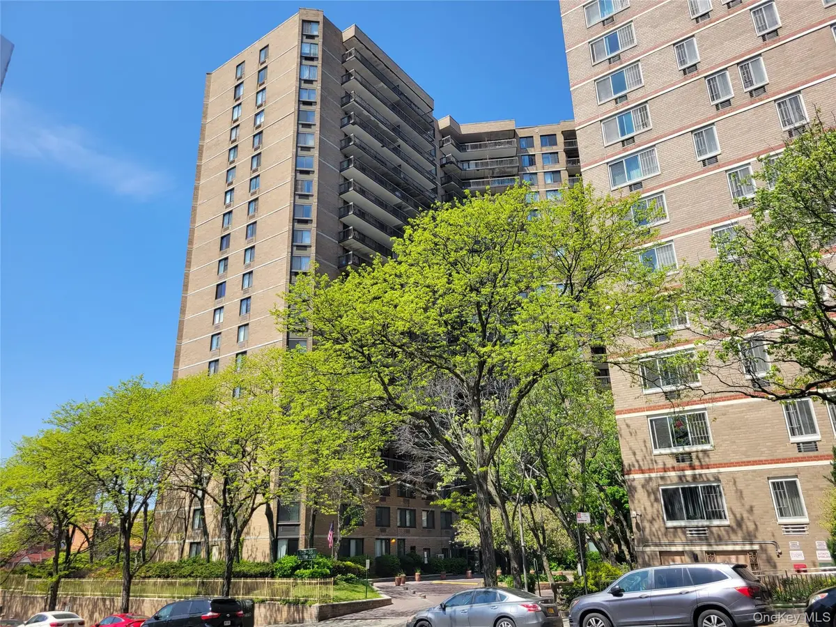 138-35 Elder Avenue #14K, Flushing, NY 11355 - #1