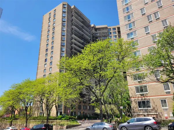 138-35 Elder Avenue #14K, Flushing, NY 11355