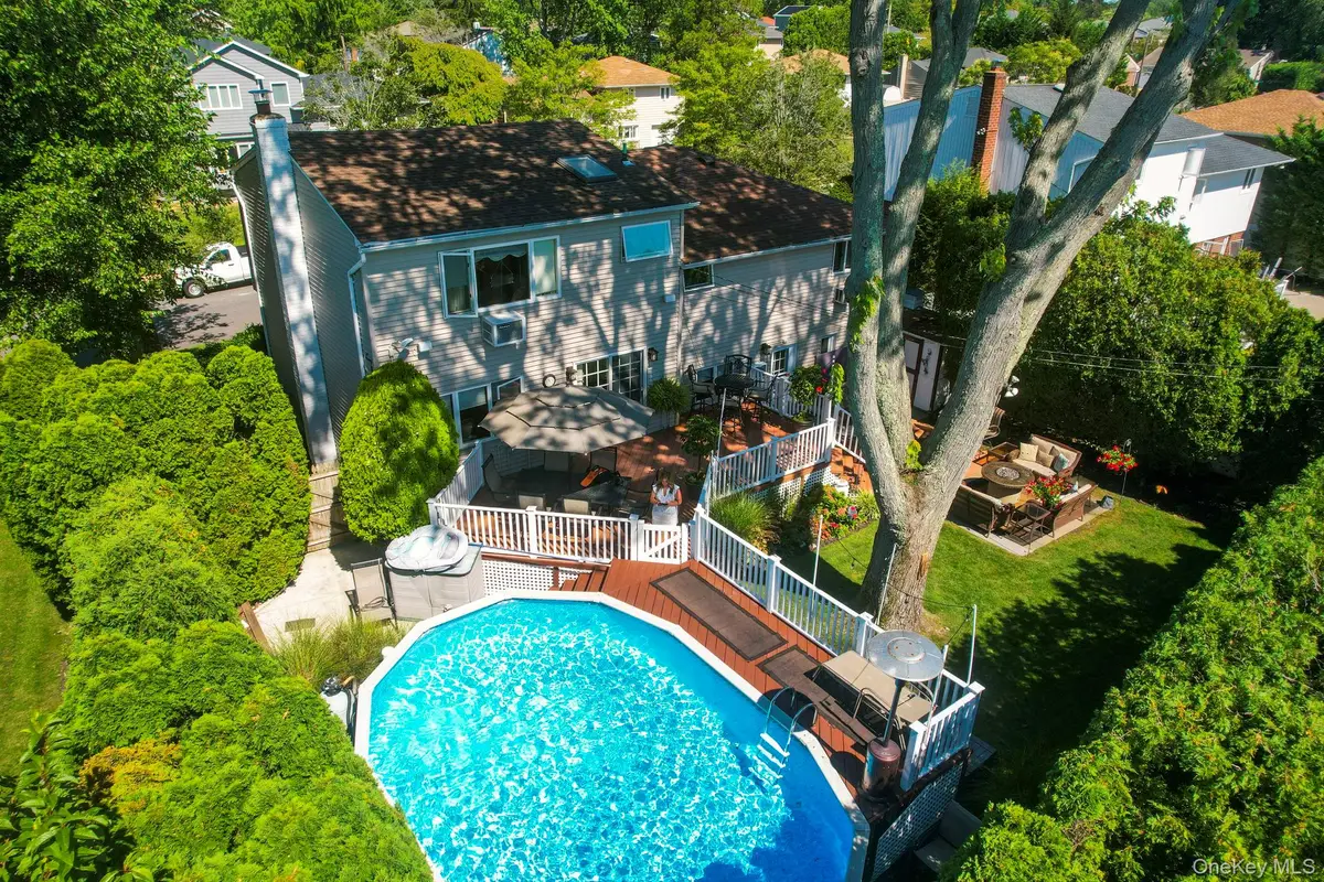 14 Jane Drive, Old Bethpage, NY 11804 - #1