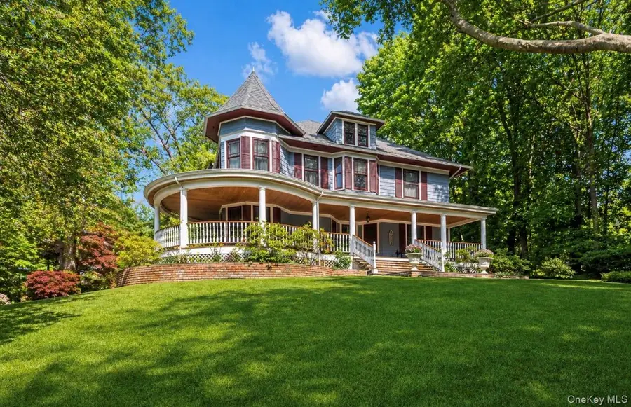 110 Red Spring Lane, Glen Cove, NY 11542 - #2